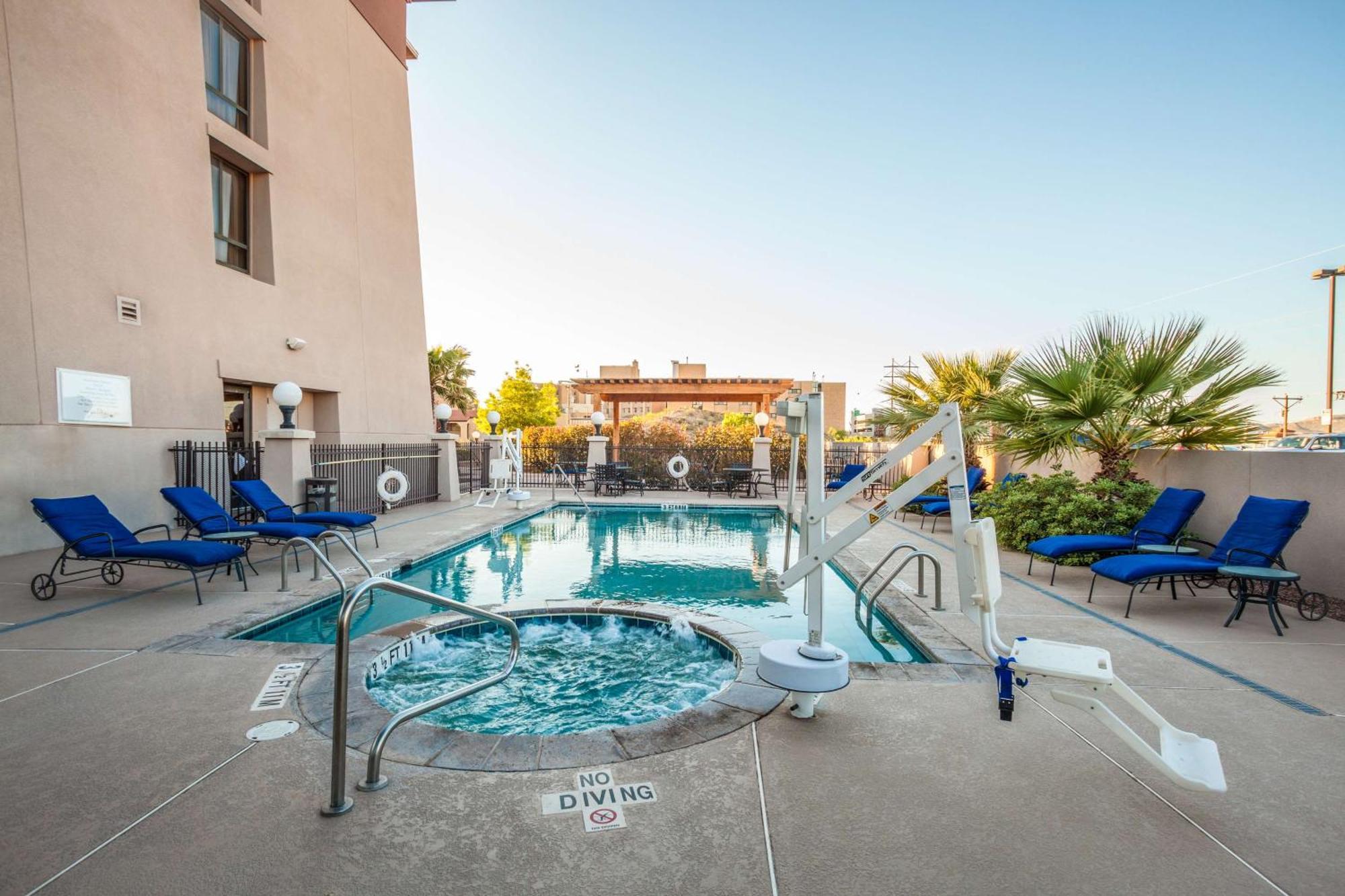 Hotel Hilton Garden 3*