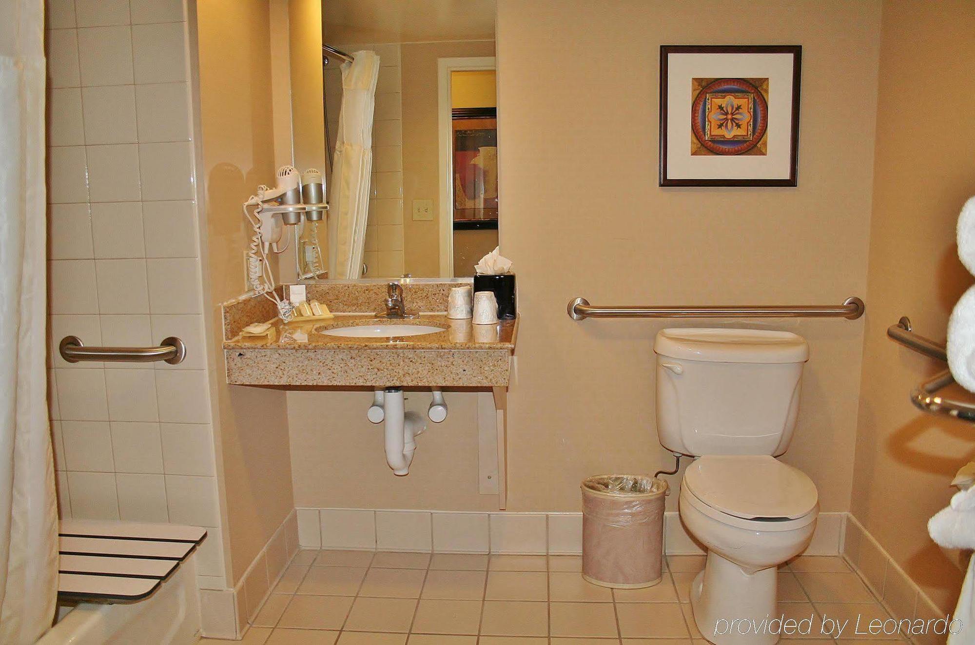 Hilton Garden 3*