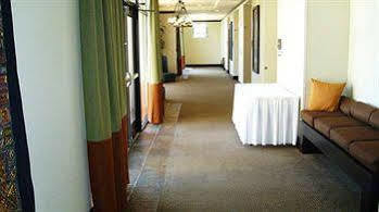 Hilton Garden Hotel 3*
